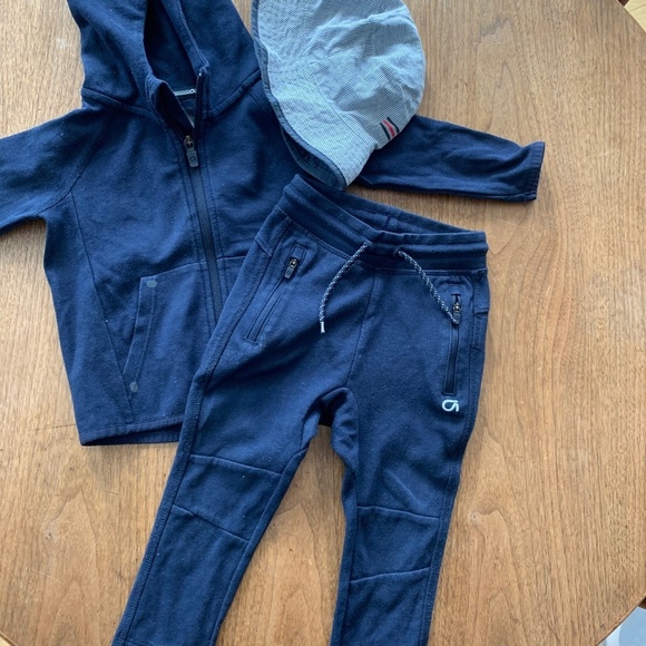 Baby Gap Jogger Set w/ Hat – Navy (Size 18-24M) |  [💥BUNDLE 3 items] - Picture 2 of 3
